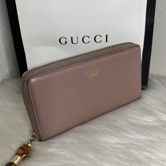 💯Authentic Gucci Zipped Around Long Wallet🍀 - Picture 6 of 14